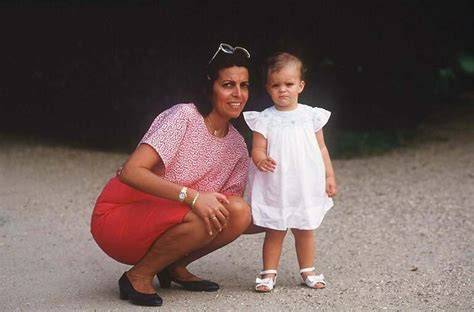 Christina Onassis con su hija Athina de niña