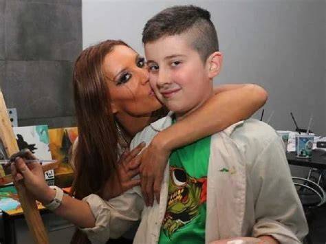 Foto de Natacha Jaitt y Nino Dolce durante la filmación