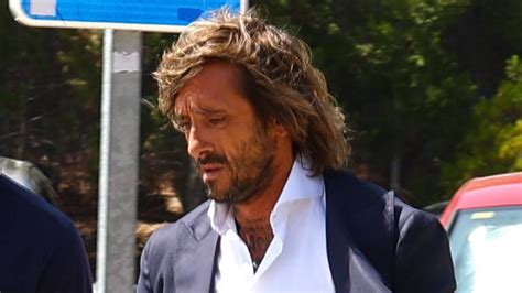 Foto de Antonio Revilla en un contexto urbano, centro de Madrid