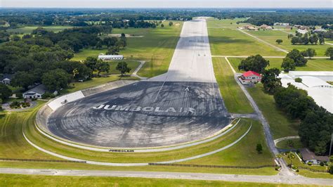 Fotografía aérea o mapa del complejo residencial Jumbolair Aviation Estates en Florida