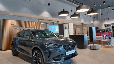 Fotografía de las instalaciones de Automóviles Rosillo e Hijos en Benavente
