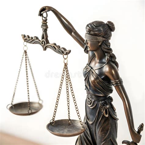Ilustración de un proceso judicial o balanza de la justicia