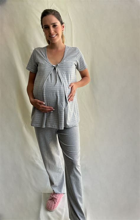 Pijama de lactancia de invierno con aperturas discretas para amamantar