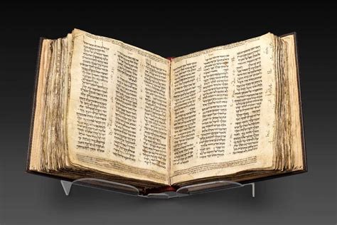 Manuscrito antiguo o primera edición de una obra de Quevedo