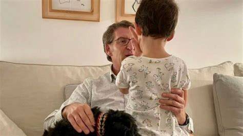 Foto temática de familia o de Eva Cárdenas con sus hijos