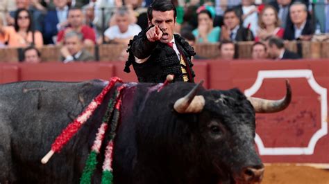 Foto de Emilio de Justo como novillero en sus primeros años