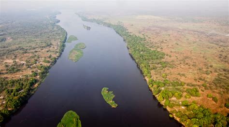 Vista aérea o terrestre del pantano de Sudd, Sudán del Sur