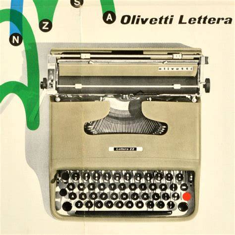 Fotografía de la máquina de escribir Olivetti Lettera 22 o Lettera 32.