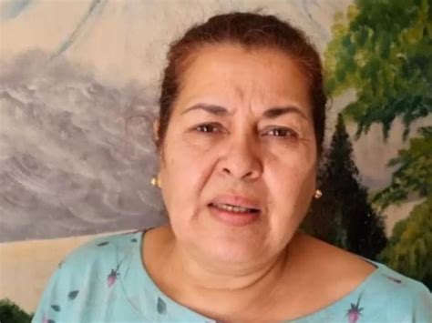 fotografía de Silvia Gómez, abuela paterna de Lucio Dupuy, con una expresión de dolor y determinación.