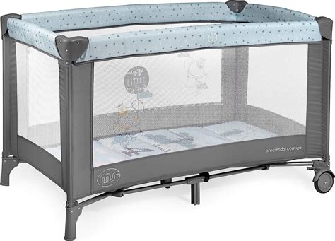 Diseño de cuna de viaje plegable con colchón ajustable en altura