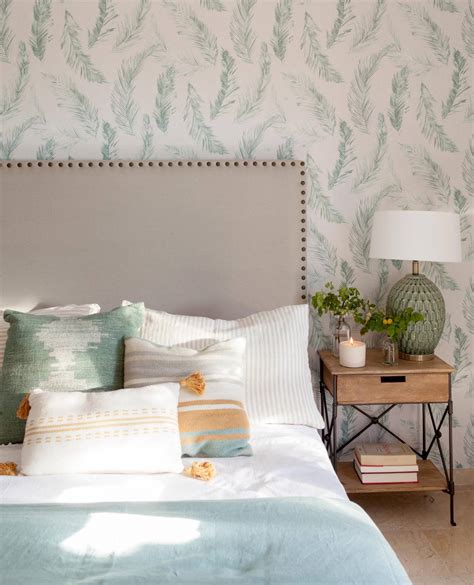 Foto de cabecero de cuna decorado con estilo