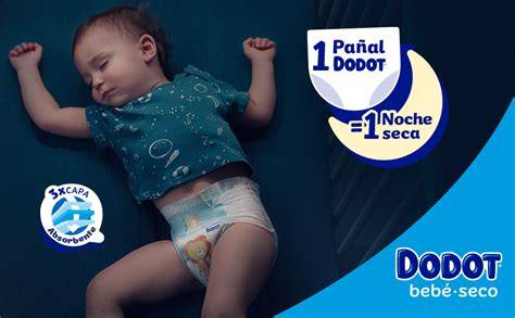fotografía de un bebé durmiendo plácidamente con pañal Dodot Bebé Seco