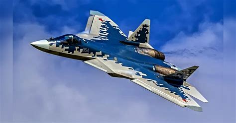 Captura de vídeo que muestra el avión ruso aproximándose para aterrizar mientras el avión argentino cruza la pista.