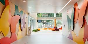 Interior de un aula de formación médica en el Hospital Sant Joan de Déu Barcelona