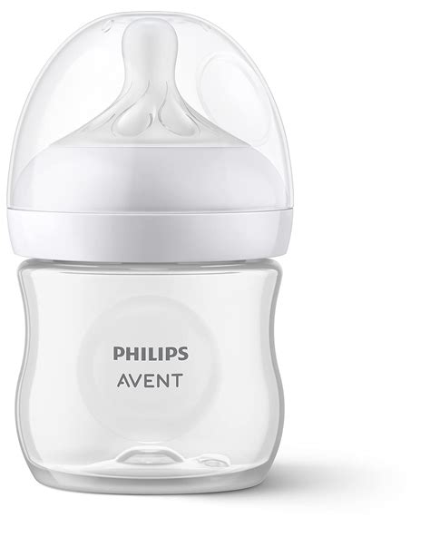 Bebé succionando un biberón Philips Avent con comodidad
