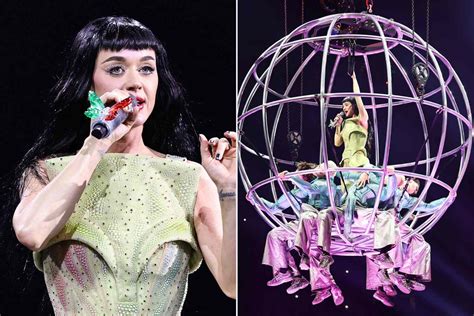 Ilustración de Katy Perry durante su embarazo