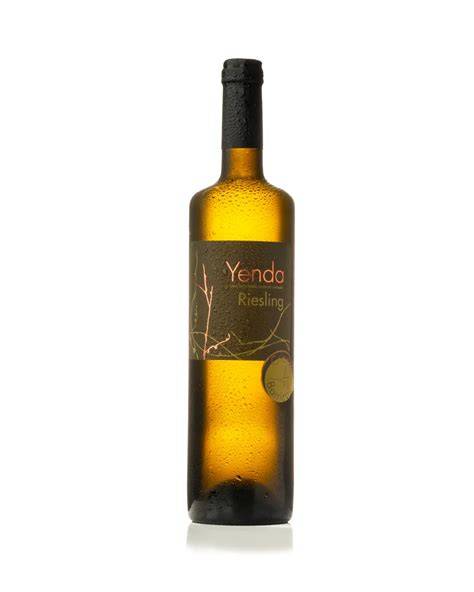 Botellas de vino Yenda de Bodegas Sel D’Aiz