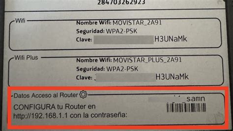 router con credenciales en pegatina