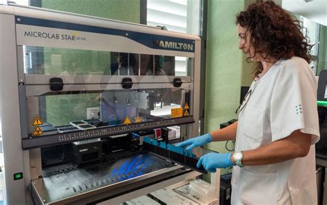 Imagen del laboratorio de Genética del hospital de Son Espases