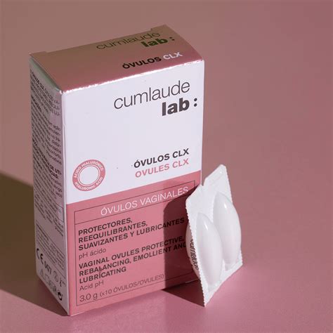 Imagen de la caja azul y blanca de óvulos Cumlaude CLX
