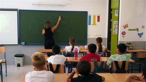 fotos de los profesionales impartiendo las clases