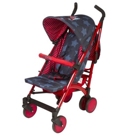 Comparativa visual de sillas de paseo ligeras con diferentes tipos de plegado y accesorios.