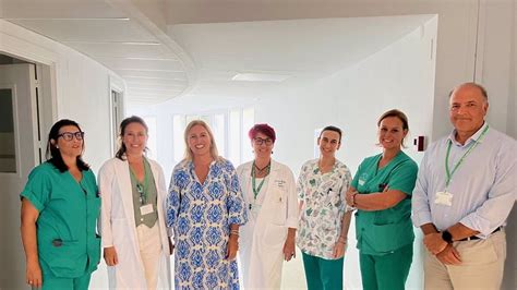 Equipo médico y matronas en el área de paritorios del Hospital Quirónsalud Sagrado Corazón