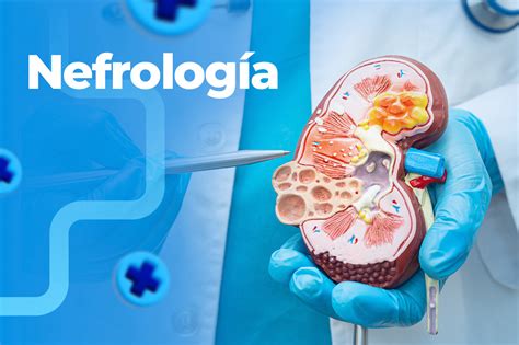 fotografía del equipo médico y especialistas del Servicio de Nefrología Pediátrica en el entorno hospitalario